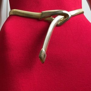 ⭐️Vintage Accesocraft NYC Gold Tone Belt